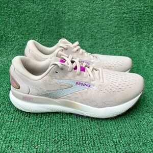 Brooks Womens Ghost 16
1204071B251 Beige Running Shoes
Sneakers Size 9.5B Used